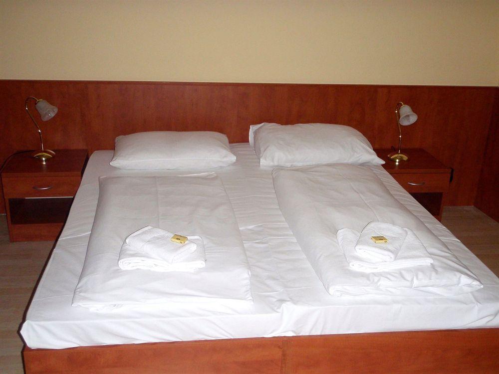 In Hernals Hotel